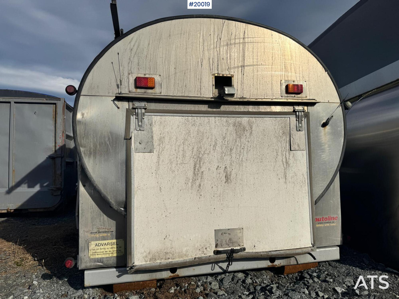 Tank på krokramme - Anbauteil für LKW: das Bild 5 Tank på krokramme - Anbauteil für LKW: das Bild 5