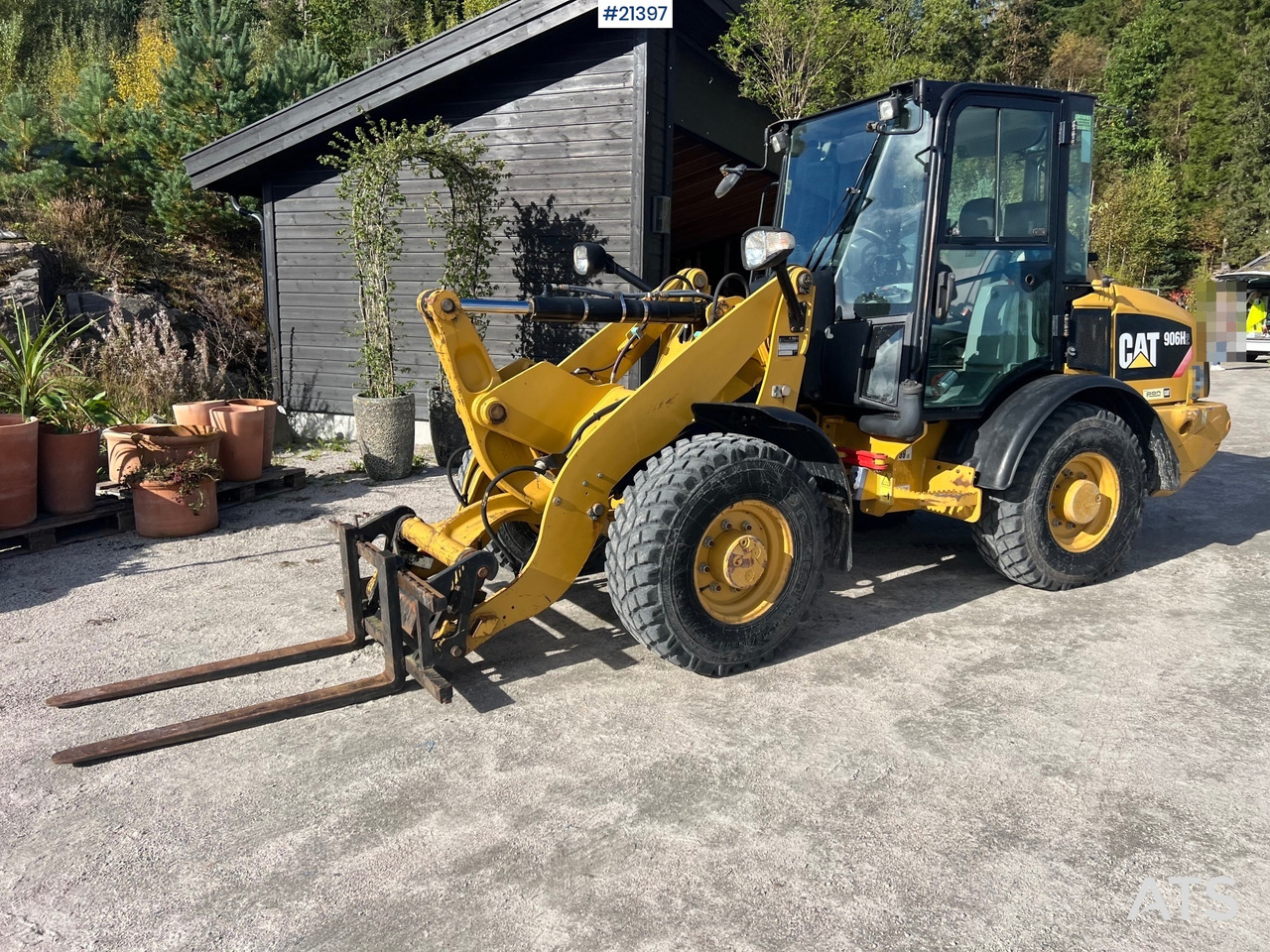 CAT 906H2 - Radlader: das Bild 1 CAT 906H2 - Radlader: das Bild 1