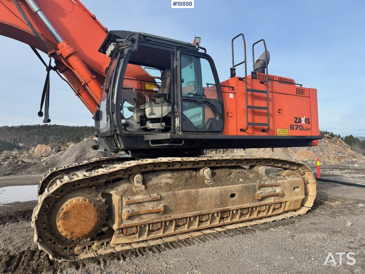 Bagger Hitachi ZX670LCH-5: das Bild 13
