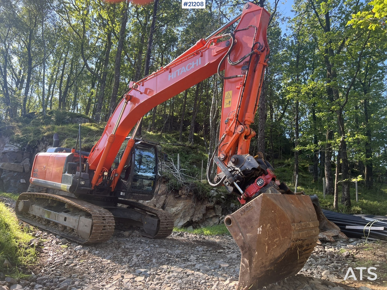 Hitachi zx190lc-5B gravemaskin m/ rototilt, pusseskuffe, graveskuffe og dyrkningsskuffe - Kettenbagger: das Bild 3 Hitachi zx190lc-5B gravemaskin m/ rototilt, pusseskuffe, graveskuffe og dyrkningsskuffe - Kettenbagger: das Bild 3