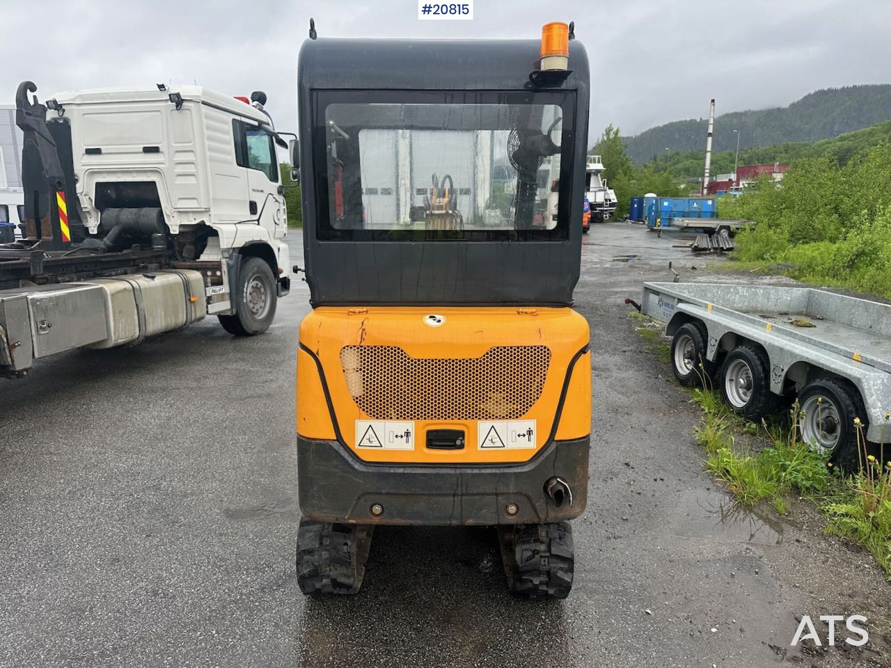 Infront YFE20 - Minibagger: das Bild 3 Infront YFE20 - Minibagger: das Bild 3