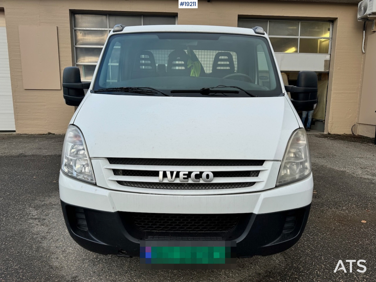 Pritsche LKW Iveco 35S14: das Bild 9