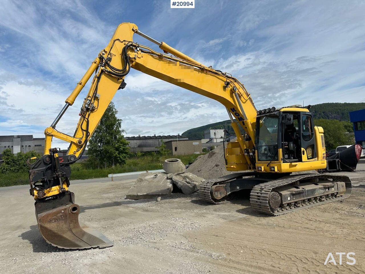 Komatsu PC228USLC-10 - Kettenbagger: das Bild 2 Komatsu PC228USLC-10 - Kettenbagger: das Bild 2