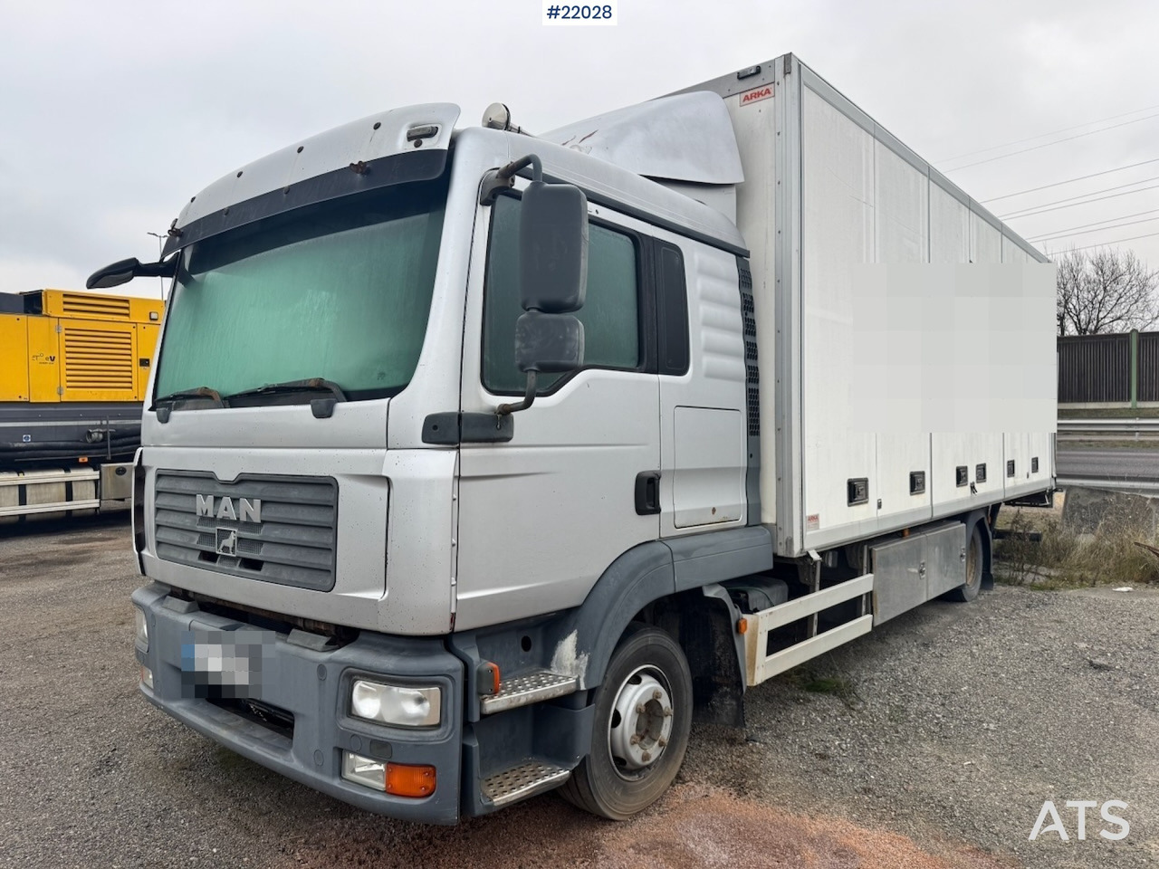 MAN 2008 MAN TGL 12.210 4x2 Skapbil m/ full sideåpning - Koffer LKW: das Bild 1 MAN 2008 MAN TGL 12.210 4x2 Skapbil m/ full sideåpning - Koffer LKW: das Bild 1