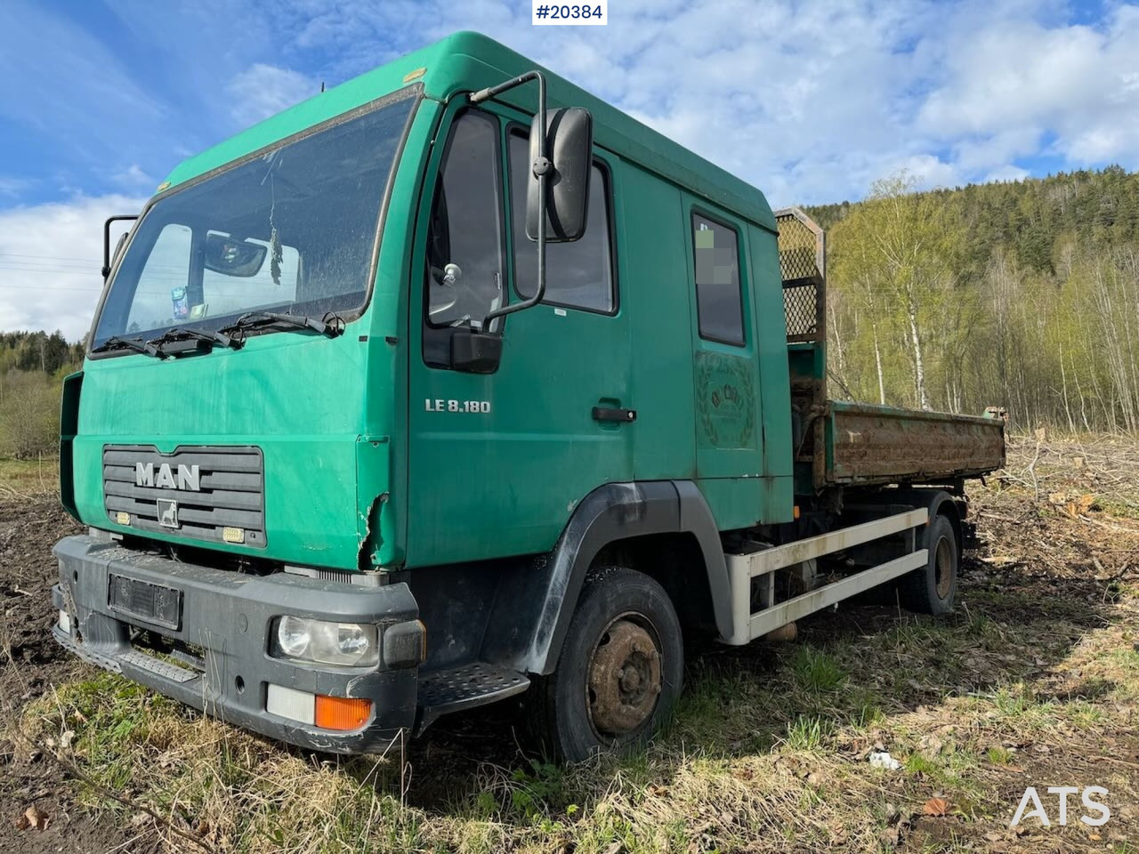 MAN LE8.180 - Pritsche LKW: das Bild 2 MAN LE8.180 - Pritsche LKW: das Bild 2