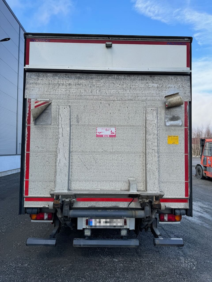 MAN TGL 12 220 - Koffer LKW: das Bild 4 MAN TGL 12 220 - Koffer LKW: das Bild 4