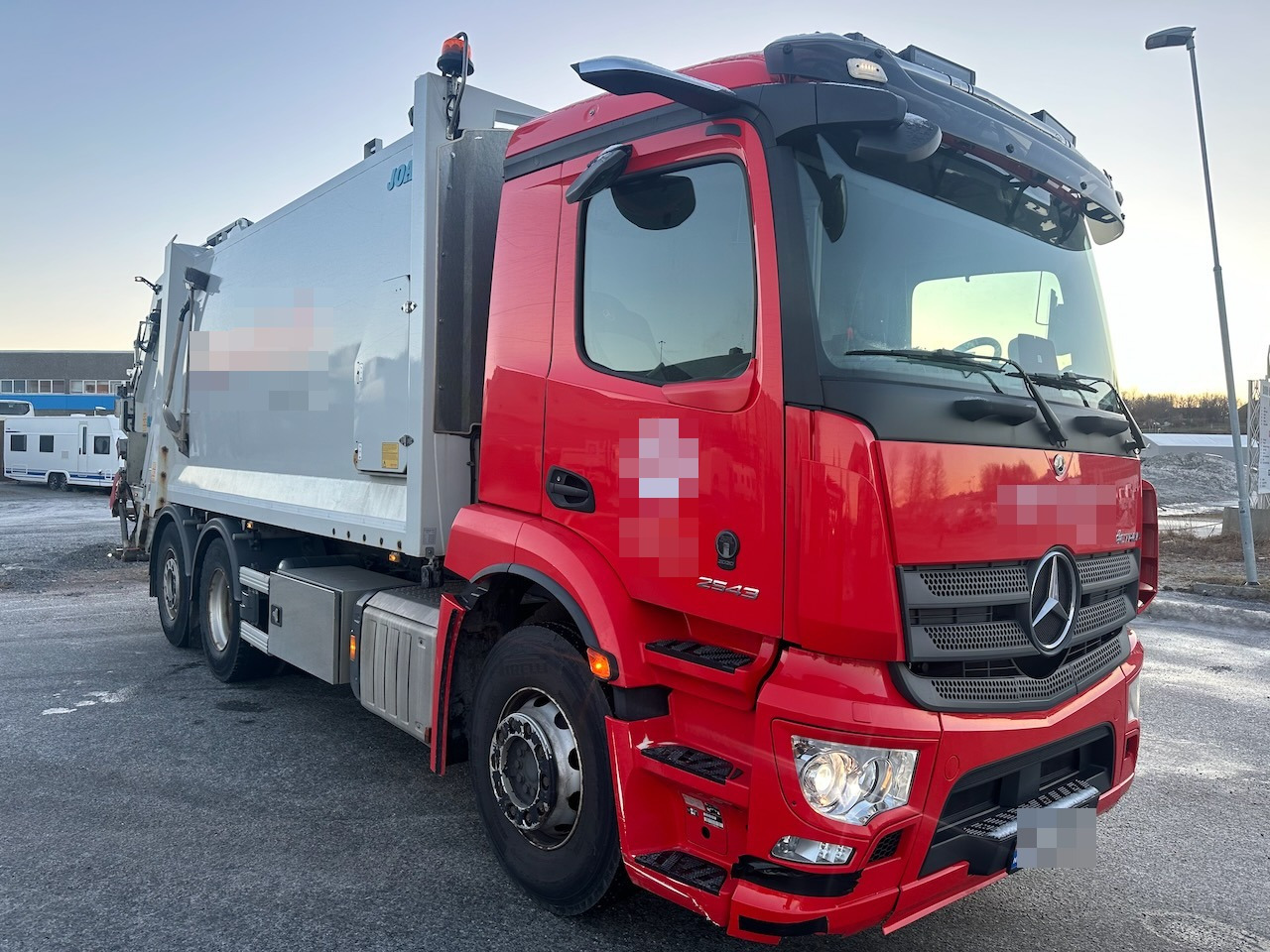 Mercedes 2021 - Müllwagen: das Bild 4 Mercedes 2021 - Müllwagen: das Bild 4