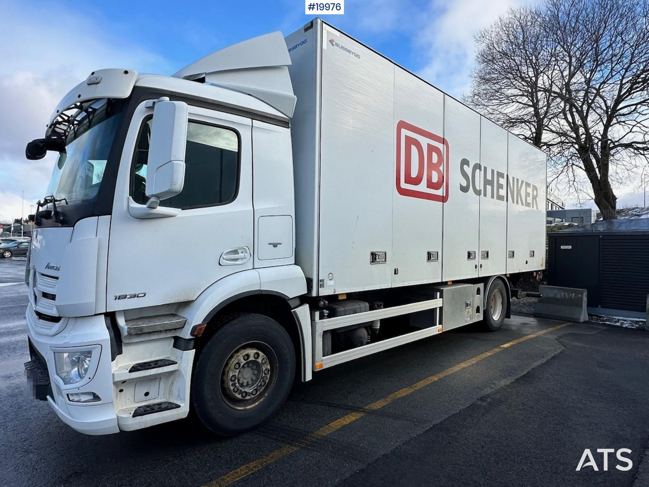 Mercedes Antos 1830 - Koffer LKW: das Bild 1 Mercedes Antos 1830 - Koffer LKW: das Bild 1
