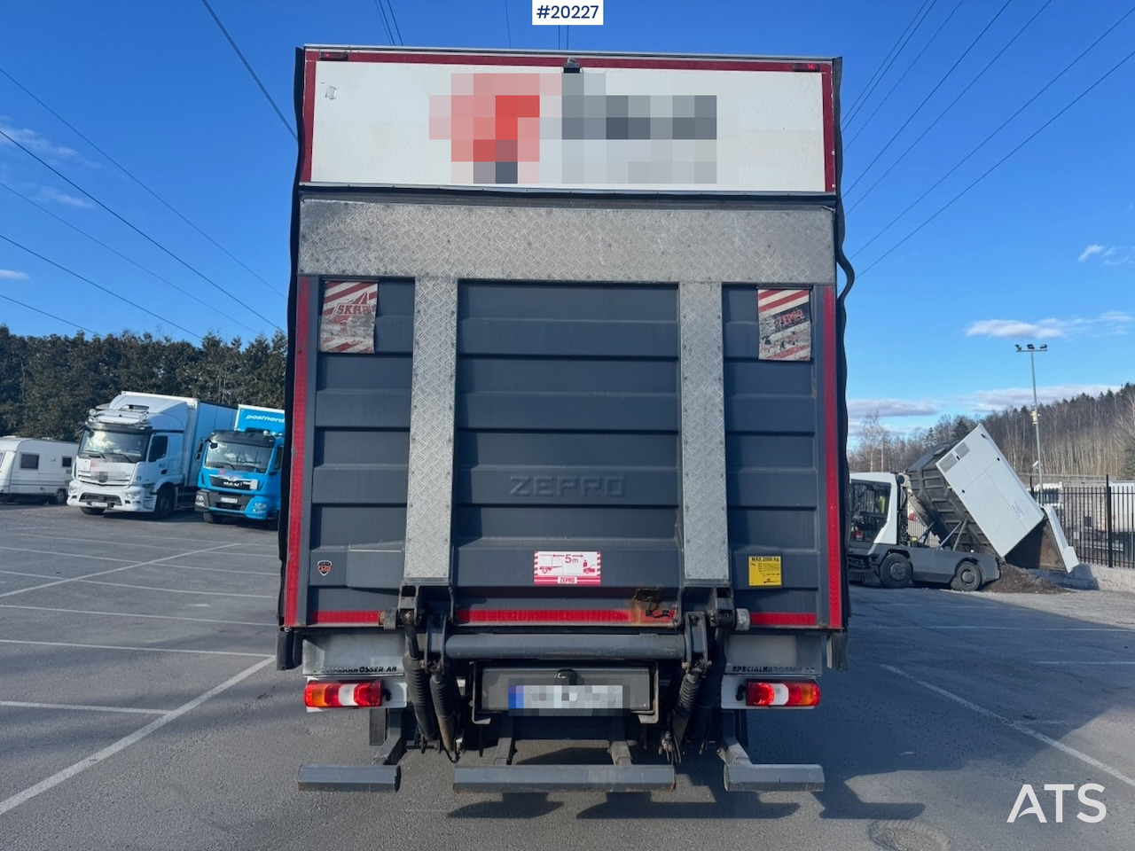 Mercedes Antos - Koffer LKW: das Bild 5 Mercedes Antos - Koffer LKW: das Bild 5