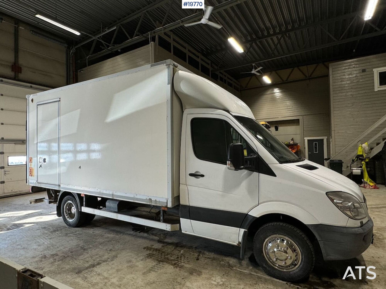 Mercedes Sprinter - Koffer LKW: das Bild 4 Mercedes Sprinter - Koffer LKW: das Bild 4