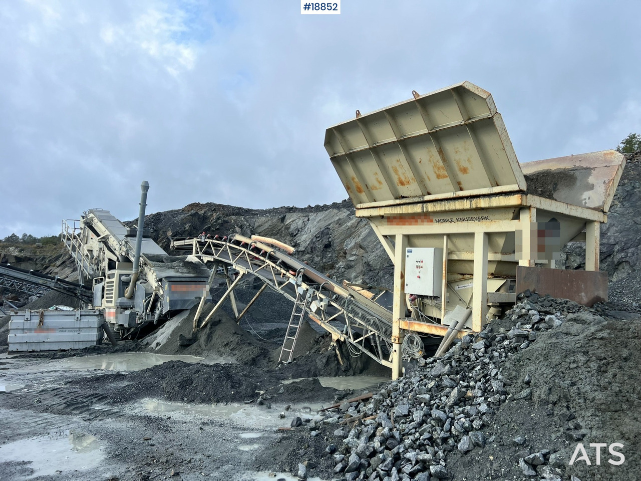 Metso Lokotrack LT220D Finknuser m/ sikt, matekasse og transportbånd - Mobile Brechanlage: das Bild 1 Metso Lokotrack LT220D Finknuser m/ sikt, matekasse og transportbånd - Mobile Brechanlage: das Bild 1
