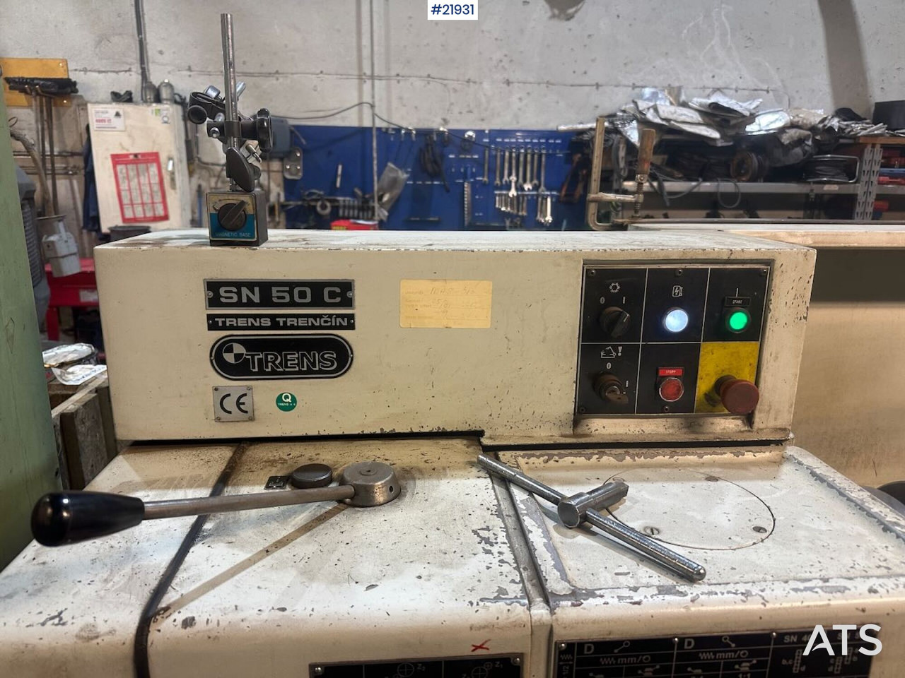 Trenchin SN 50 C - Metalldrehmaschine: das Bild 3 Trenchin SN 50 C - Metalldrehmaschine: das Bild 3