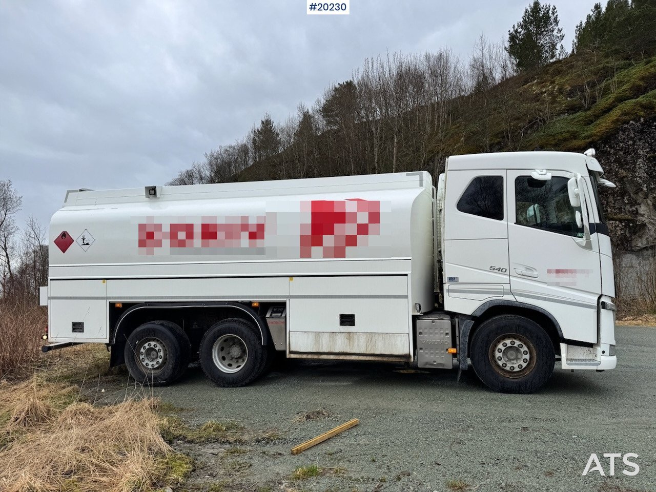 Volvo FH540 - Tankwagen: das Bild 5 Volvo FH540 - Tankwagen: das Bild 5