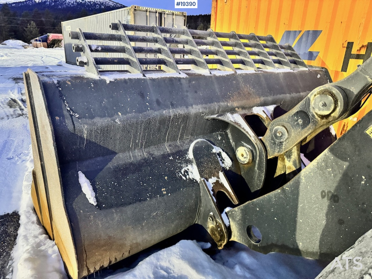 Radlader Volvo L220E: das Bild 16