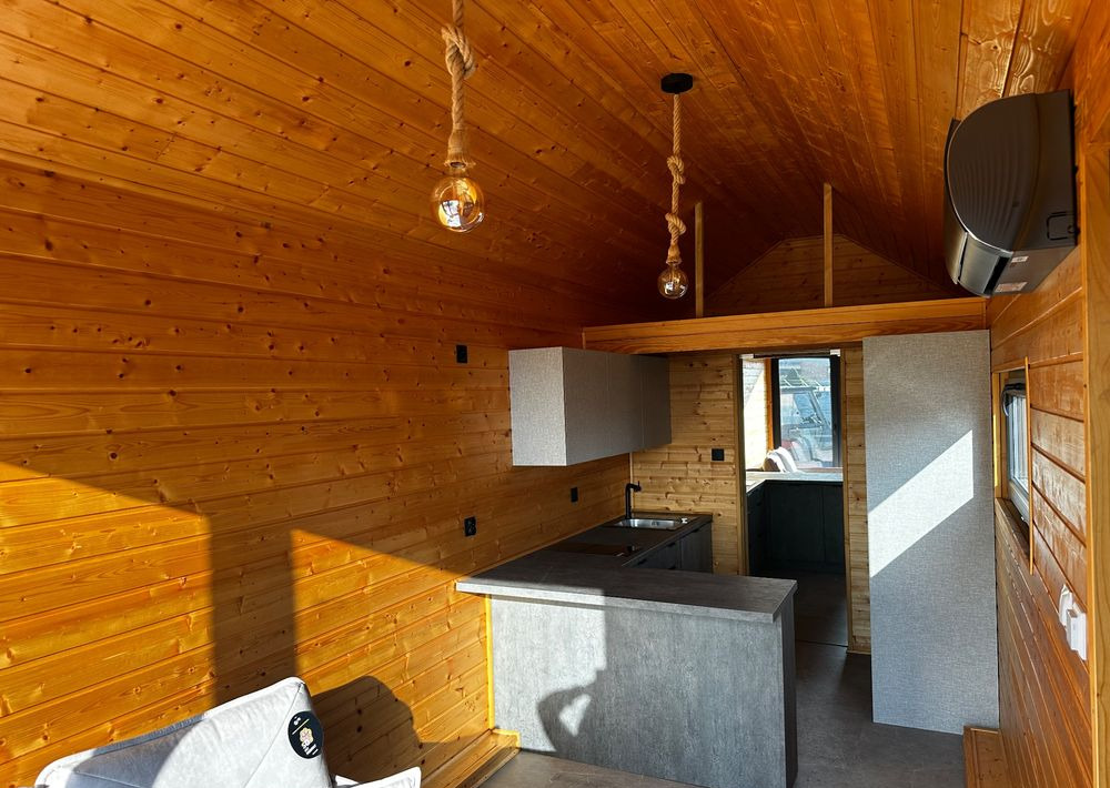 Boro Drewniany DOMEK MOBILNY na przyczepie 7,5m x 2,5m - Wohnwagen: das Bild 4 Boro Drewniany DOMEK MOBILNY na przyczepie 7,5m x 2,5m - Wohnwagen: das Bild 4