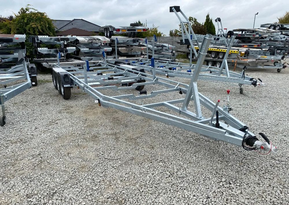 Boro Przyczepa PODŁODZIOWA 7,80M! - Bootstrailer: das Bild 2 Boro Przyczepa PODŁODZIOWA 7,80M! - Bootstrailer: das Bild 2