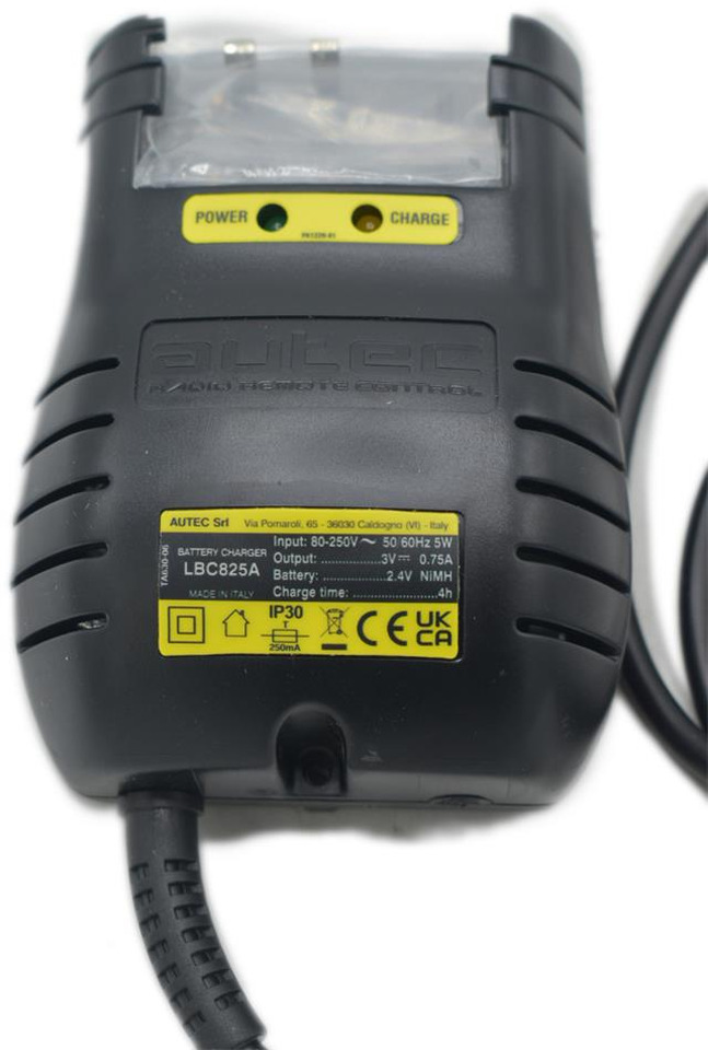 Autec original charger LBC825A - Elektrische Ausrüstung für Ladekran: das Bild 4 Autec original charger LBC825A - Elektrische Ausrüstung für Ladekran: das Bild 4