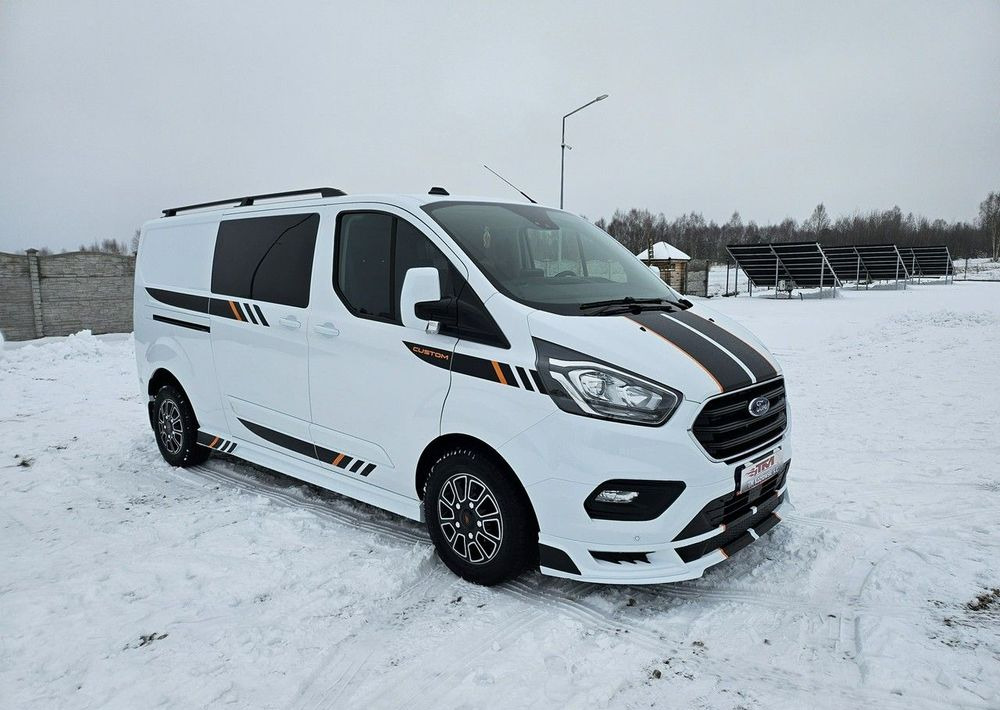 PKW Ford Transit Custom: das Bild 1