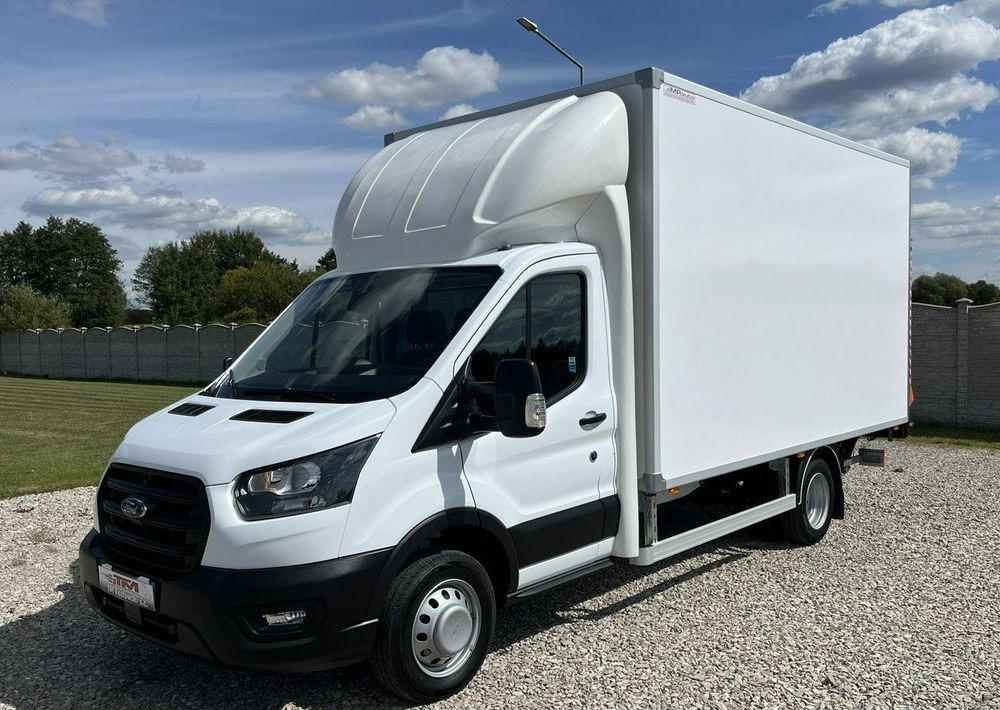 Ford Transit - Koffer Transporter: das Bild 2 Ford Transit - Koffer Transporter: das Bild 2