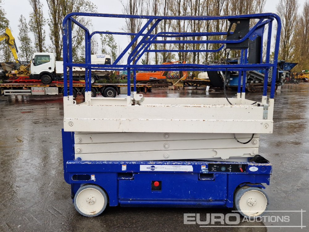 2011 Haulotte Compact 10 - Arbeitsbühne: das Bild 2 2011 Haulotte Compact 10 - Arbeitsbühne: das Bild 2