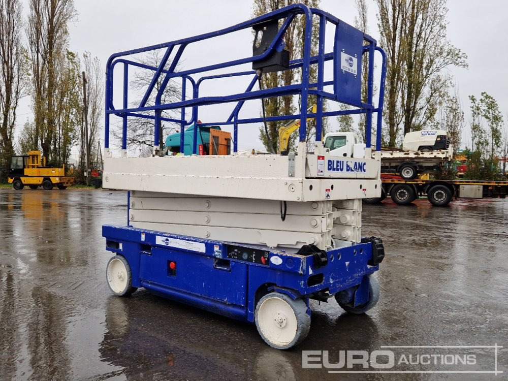 2011 Haulotte Compact 10 - Arbeitsbühne: das Bild 3 2011 Haulotte Compact 10 - Arbeitsbühne: das Bild 3