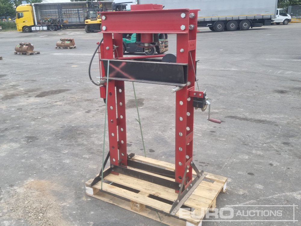 2015 50 Ton Hydraulic Workshop Press - Werkstattgerät: das Bild 4 2015 50 Ton Hydraulic Workshop Press - Werkstattgerät: das Bild 4