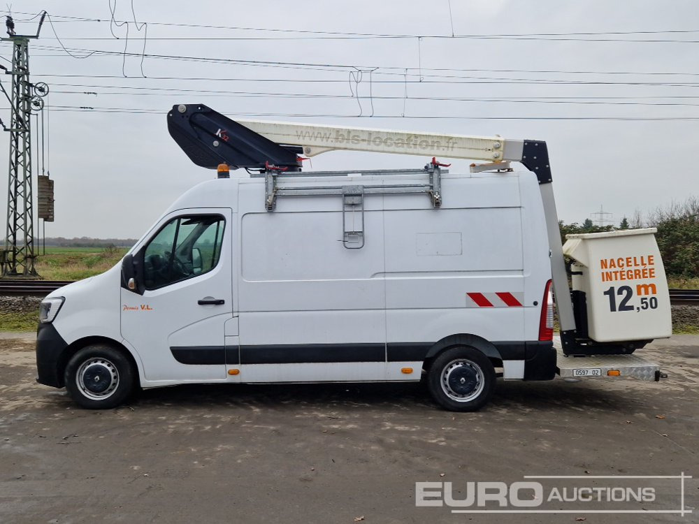 2019 Renault Master 135 - LKW mit Arbeitsbühne: das Bild 2 2019 Renault Master 135 - LKW mit Arbeitsbühne: das Bild 2