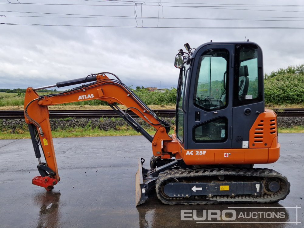 2022 Atlas AC25F Rubber Tracks, Blade, Offset, Pioed, Aux Piping, QH - Minibagger: das Bild 2 2022 Atlas AC25F Rubber Tracks, Blade, Offset, Pioed, Aux Piping, QH - Minibagger: das Bild 2