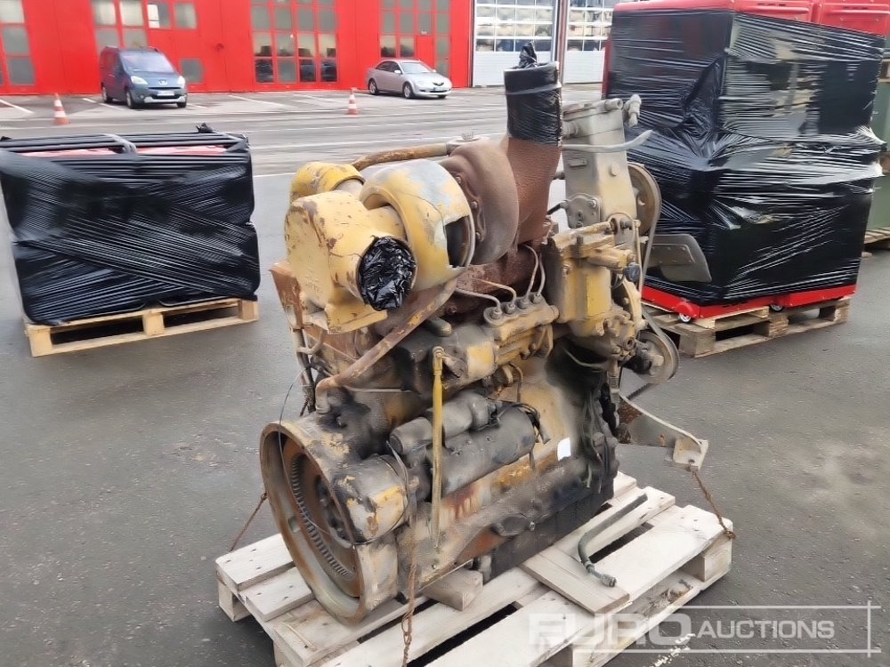 4 Cylinder Turbo CAT 3304 Diesel Engine - Motor: das Bild 2 4 Cylinder Turbo CAT 3304 Diesel Engine - Motor: das Bild 2
