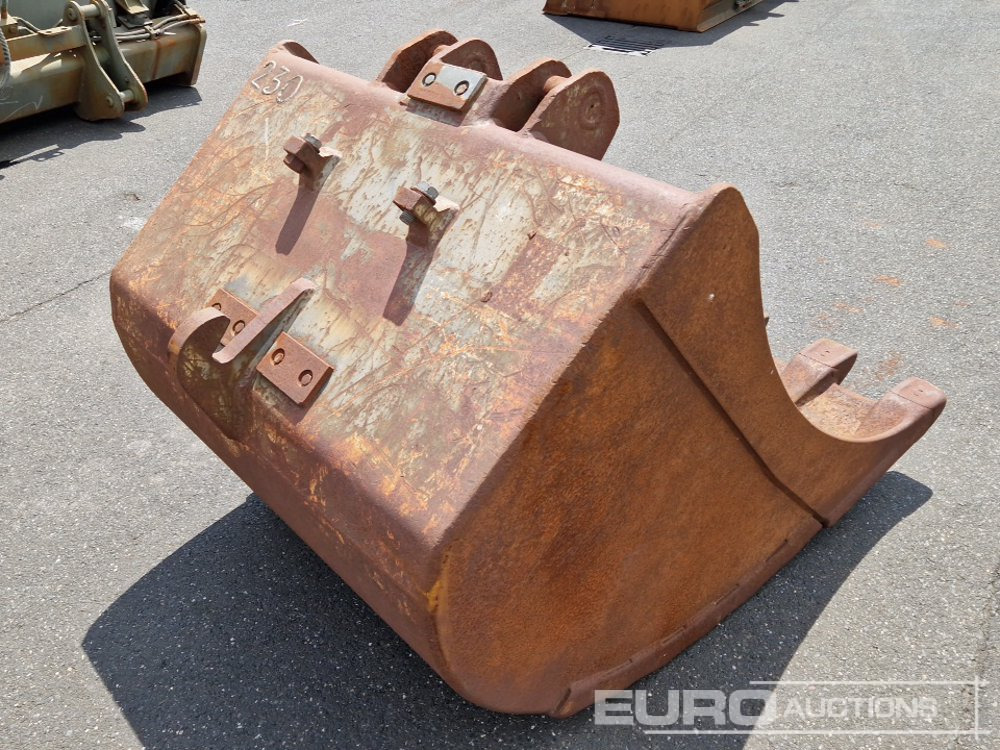 48" Digging Bucket, Volvo S1 - Schaufel: das Bild 3 48" Digging Bucket, Volvo S1 - Schaufel: das Bild 3