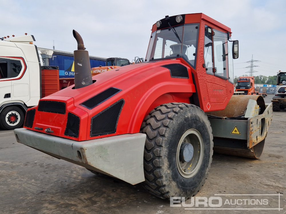 Bomag BW211D-4 - Walzen: das Bild 5 Bomag BW211D-4 - Walzen: das Bild 5