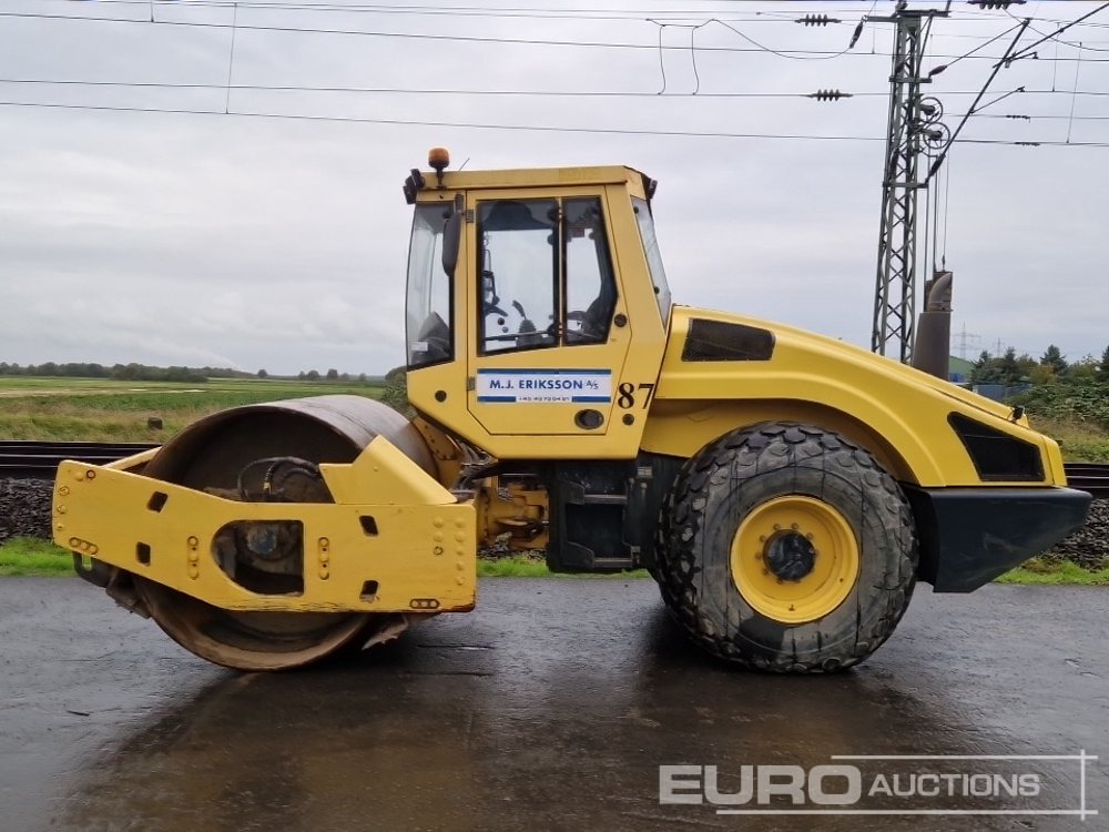 Bomag BW213D-4 - Walzen: das Bild 2 Bomag BW213D-4 - Walzen: das Bild 2