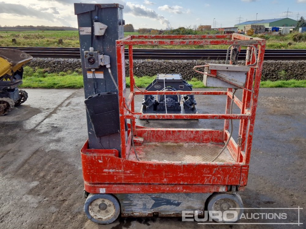 Electric Scissor Lift - Arbeitsbühne: das Bild 5 Electric Scissor Lift - Arbeitsbühne: das Bild 5