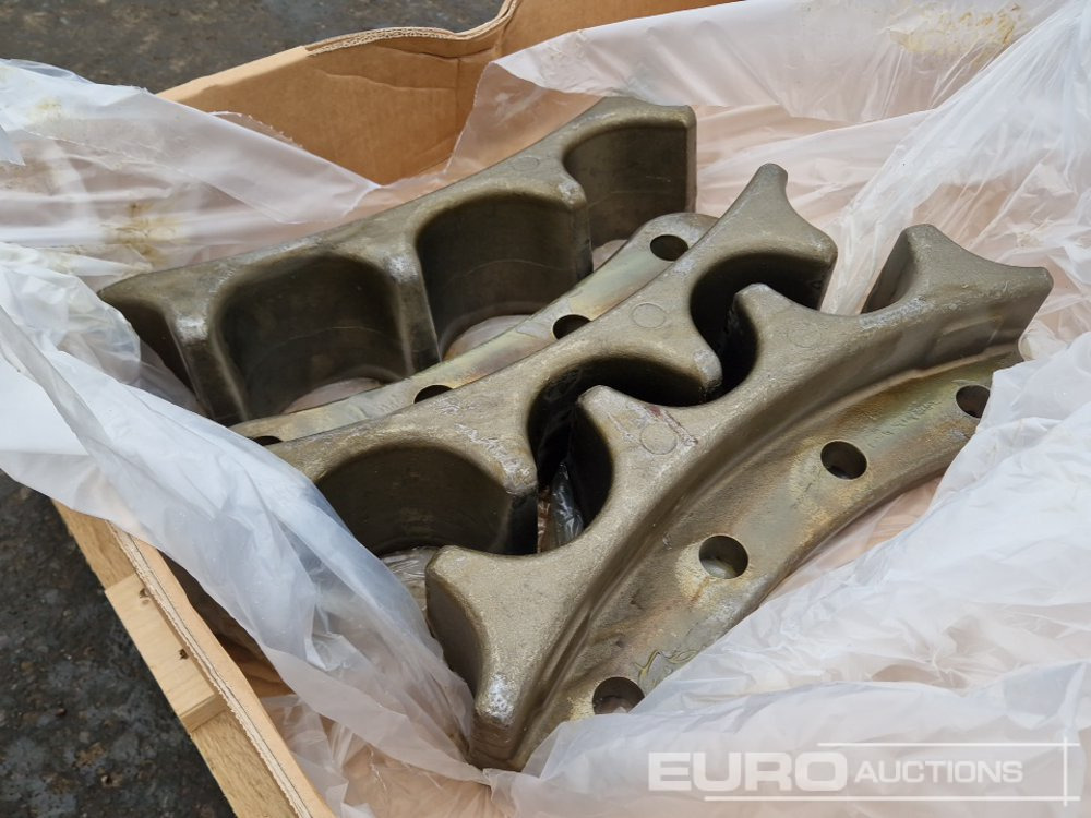 Steel Tracks Segements to suit CAT (Part No 102-6683) - Ersatzteile für Bagger: das Bild 4 Steel Tracks Segements to suit CAT (Part No 102-6683) - Ersatzteile für Bagger: das Bild 4