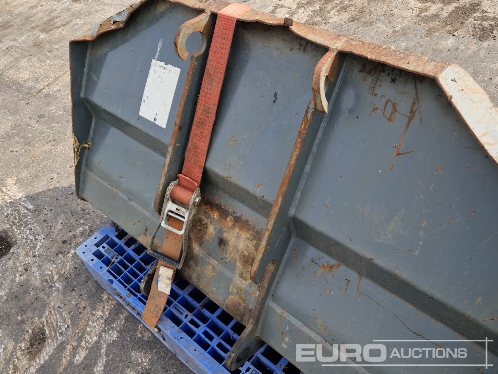 Front Loading Bucket to suit Kramer Wheeled Loader - Schaufel: das Bild 5 Front Loading Bucket to suit Kramer Wheeled Loader - Schaufel: das Bild 5