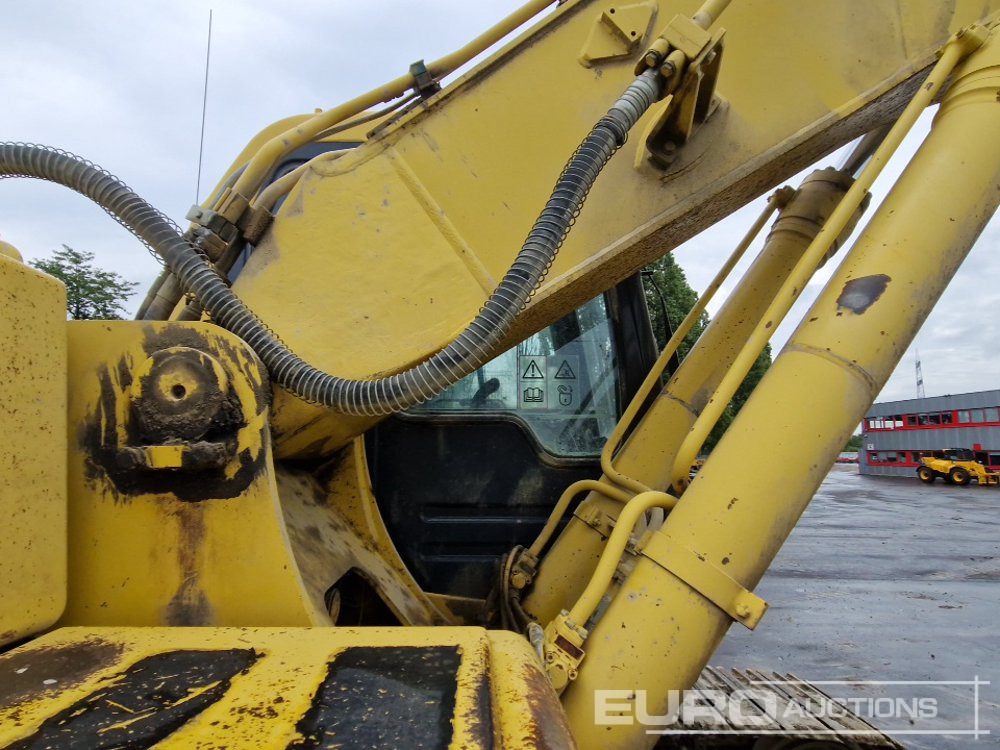Kettenbagger Komatsu PC240NLC-6K: das Bild 15