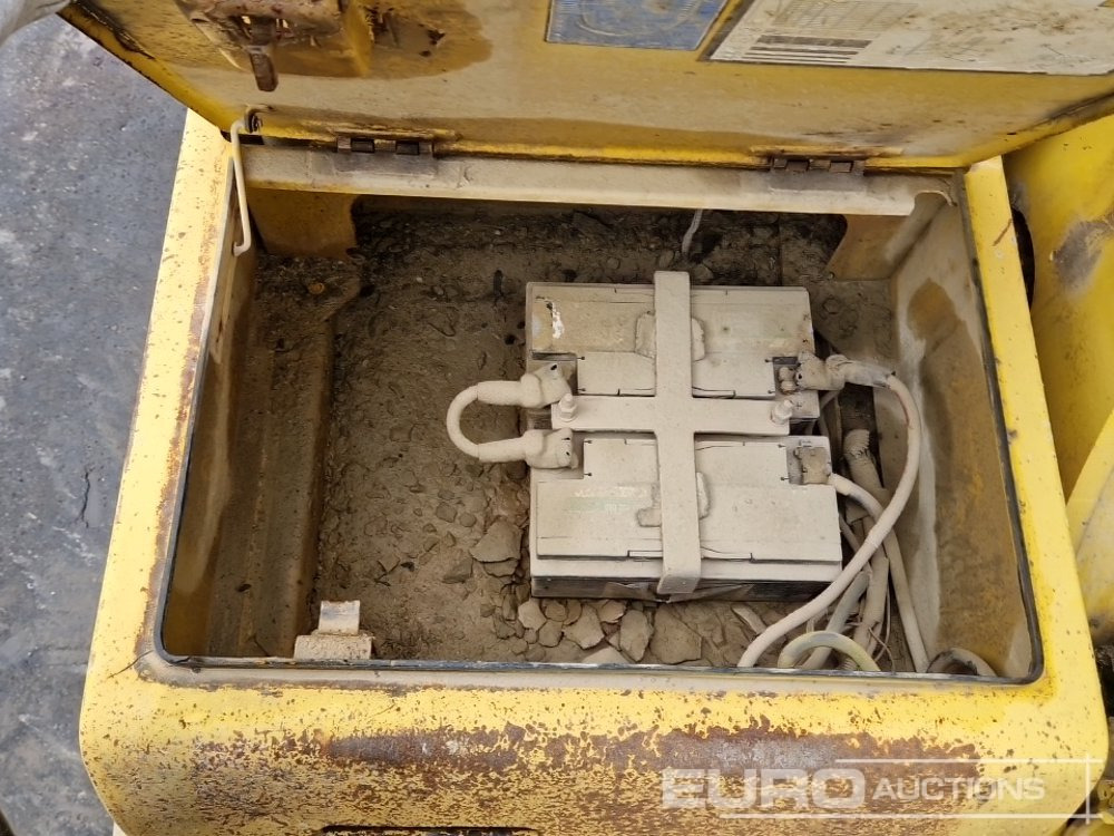 Kettenbagger Komatsu PC240NLC-6K: das Bild 39