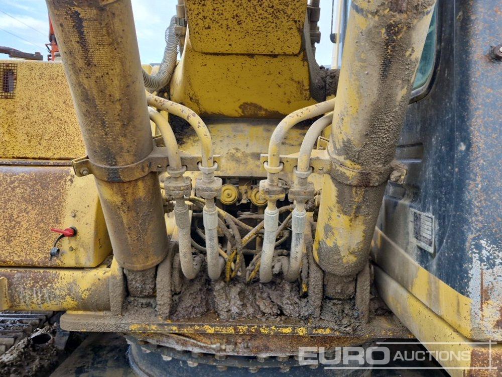 Kettenbagger Komatsu PC240NLC-6K: das Bild 25