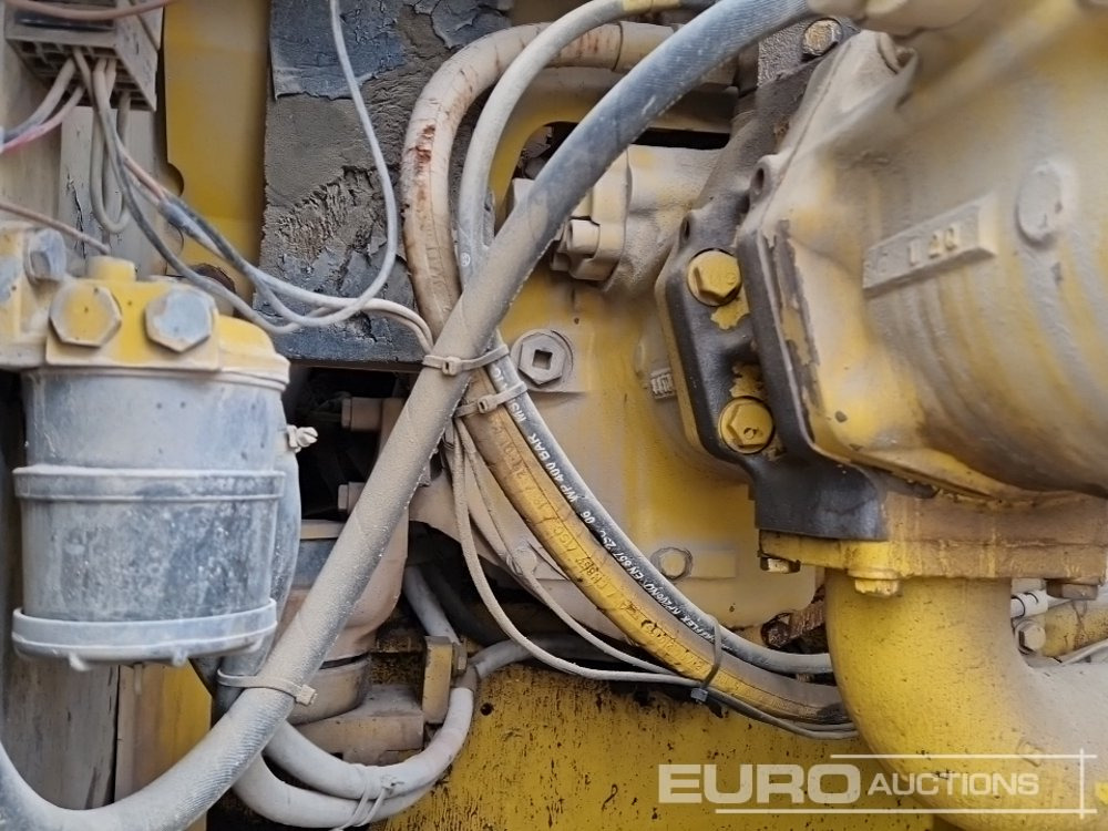 Kettenbagger Komatsu PC240NLC-6K: das Bild 37