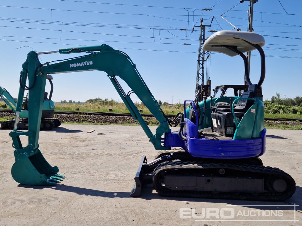 Komatsu PC30FR-2 - Minibagger: das Bild 2 Komatsu PC30FR-2 - Minibagger: das Bild 2