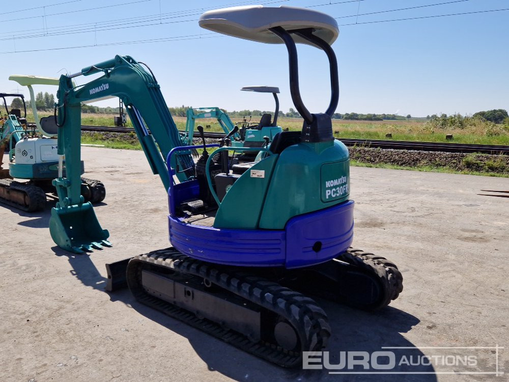 Komatsu PC30FR-2 - Minibagger: das Bild 3 Komatsu PC30FR-2 - Minibagger: das Bild 3