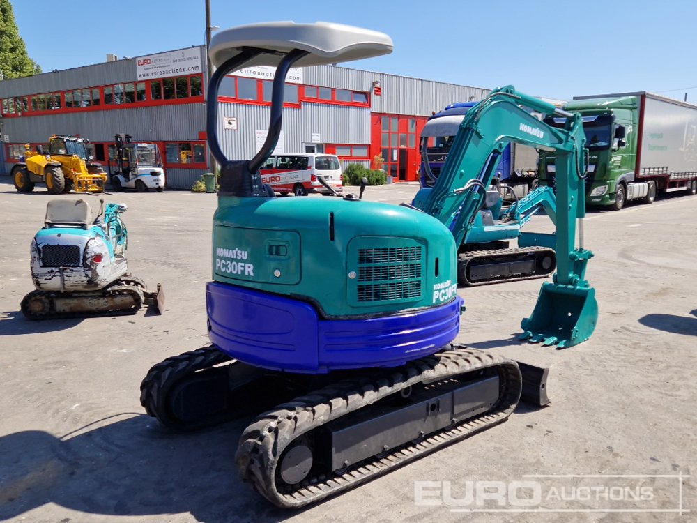 Komatsu PC30FR-2 - Minibagger: das Bild 5 Komatsu PC30FR-2 - Minibagger: das Bild 5