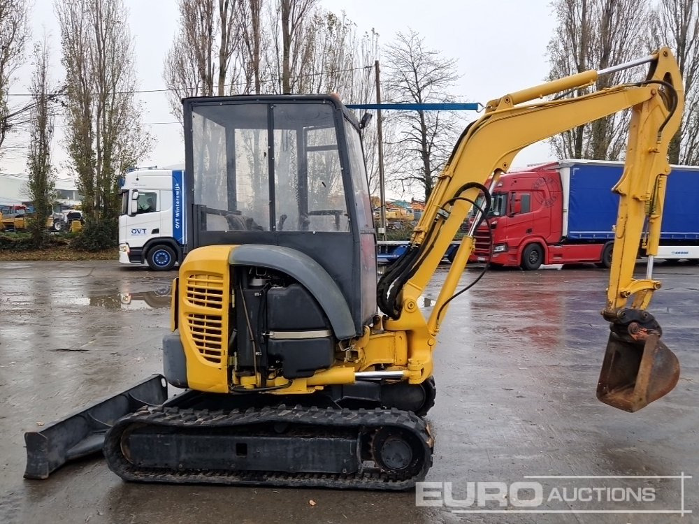 Komatsu PC35 MR-3 - Minibagger: das Bild 5 Komatsu PC35 MR-3 - Minibagger: das Bild 5