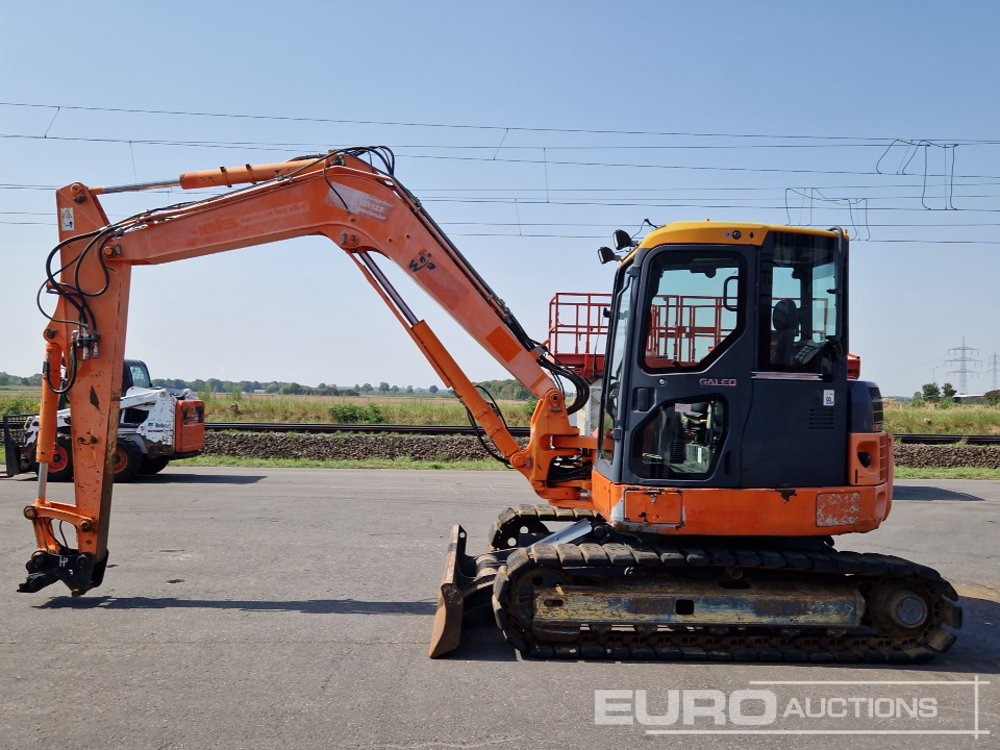 Komatsu PC88MR-6 - Minibagger: das Bild 2 Komatsu PC88MR-6 - Minibagger: das Bild 2