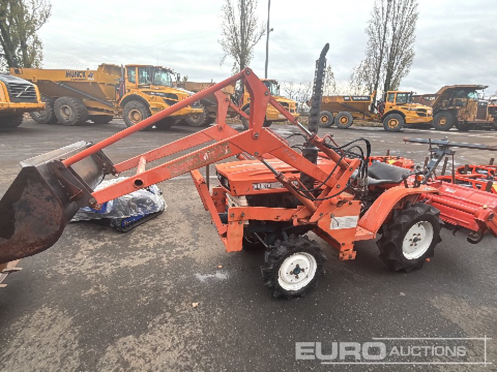 Kubota B1200 - Kleintraktor: das Bild 2 Kubota B1200 - Kleintraktor: das Bild 2