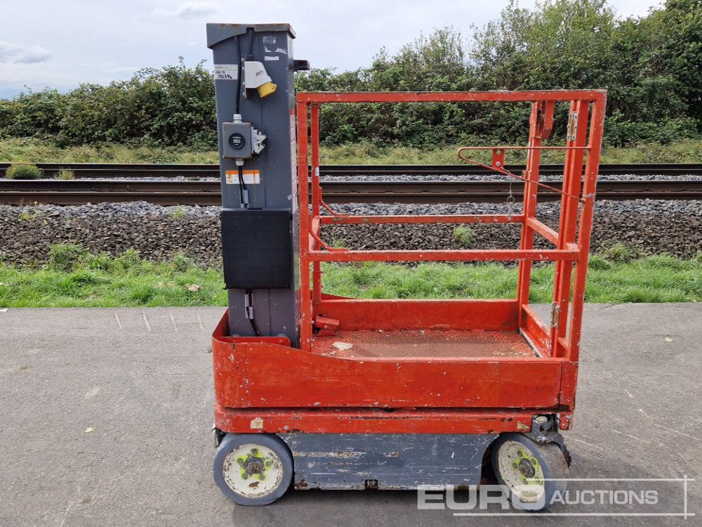SkyJack Vertical Electric Manlift - Arbeitsbühne: das Bild 5 SkyJack Vertical Electric Manlift - Arbeitsbühne: das Bild 5