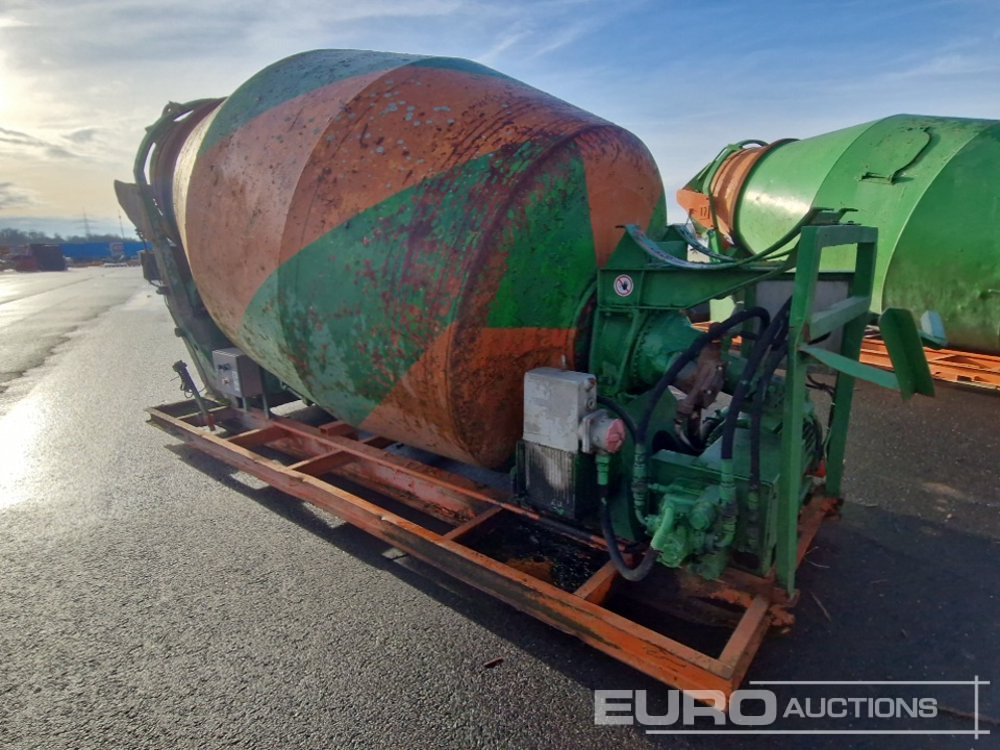 Truck Mounted Cement Mixer - Betonmischer: das Bild 4 Truck Mounted Cement Mixer - Betonmischer: das Bild 4