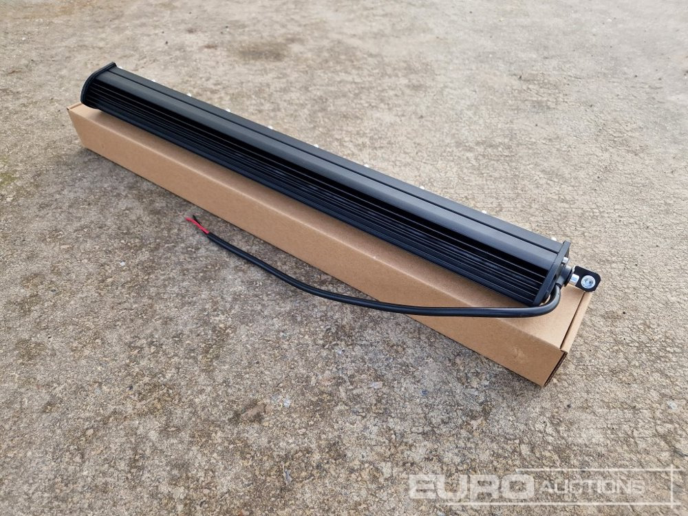 Unused 20" 180W Combo Beam LED Light Bar, Mounting Brackets, IP68 Waterproof - Werkstattgerät: das Bild 3 Unused 20" 180W Combo Beam LED Light Bar, Mounting Brackets, IP68 Waterproof - Werkstattgerät: das Bild 3