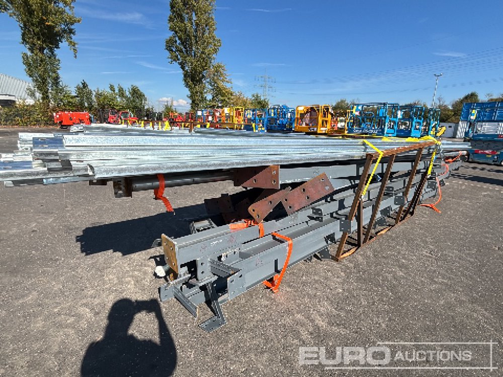 Unused 2025 100' X 50' X 16' Galvanized Steel Structure Building, 5' X 20' Bracket, 12 Pillars, 12 Rafters, 8 Roof Supports, 8 Side Brackets - Wohncontainer: das Bild 1 Unused 2025 100' X 50' X 16' Galvanized Steel Structure Building, 5' X 20' Bracket, 12 Pillars, 12 Rafters, 8 Roof Supports, 8 Side Brackets - Wohncontainer: das Bild 1