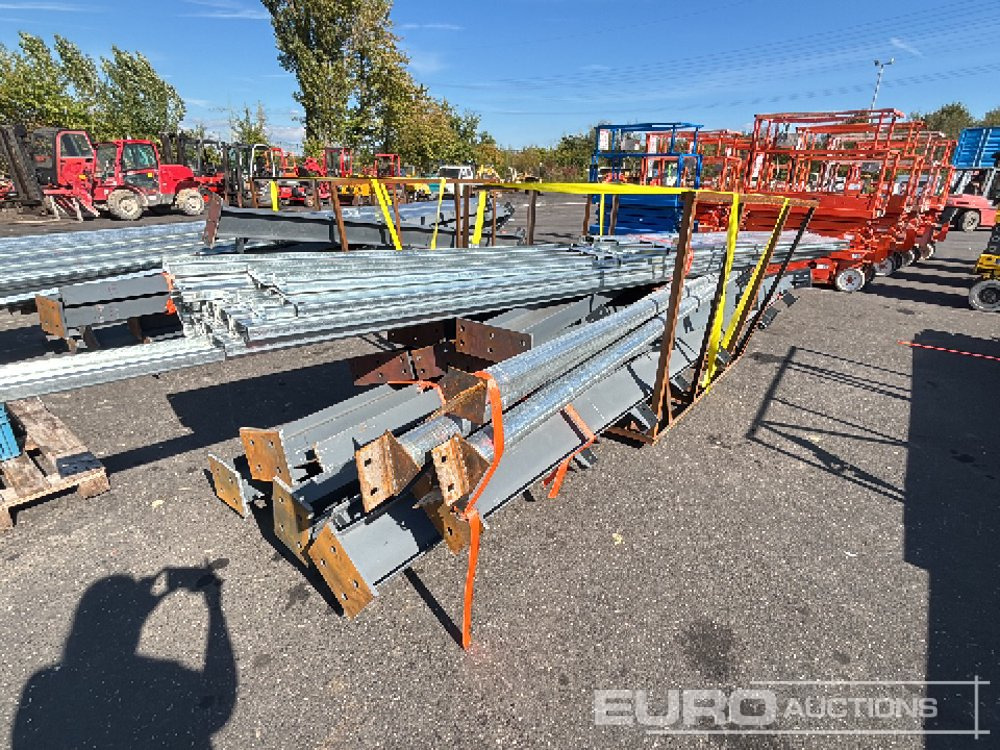 Unused 2025 100' X 50' X 16' Galvanized Steel Structure Building, 5' X 20' Bracket, 12 Pillars, 12 Rafters, 8 Roof Supports, 8 Side Brackets - Wohncontainer: das Bild 1 Unused 2025 100' X 50' X 16' Galvanized Steel Structure Building, 5' X 20' Bracket, 12 Pillars, 12 Rafters, 8 Roof Supports, 8 Side Brackets - Wohncontainer: das Bild 1